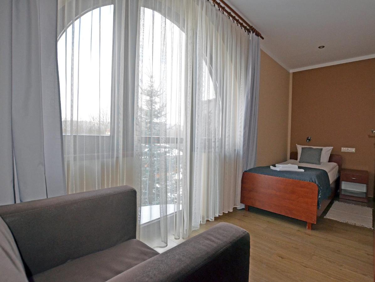Hotel Tyniecki Krakow Exterior photo