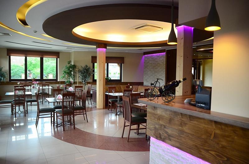 Hotel Tyniecki Krakow Exterior photo